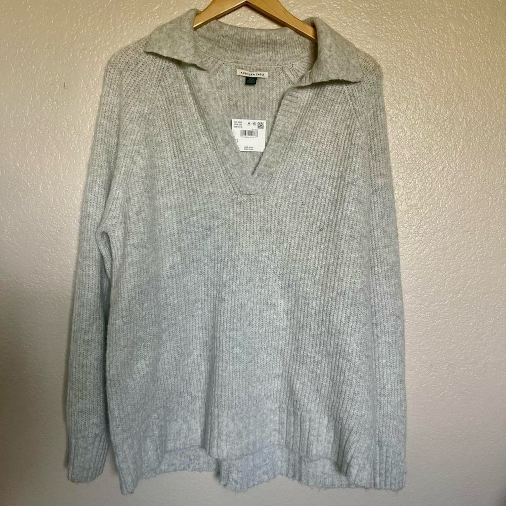 American Eagle Outfitters Light Gray Knit Sweater
